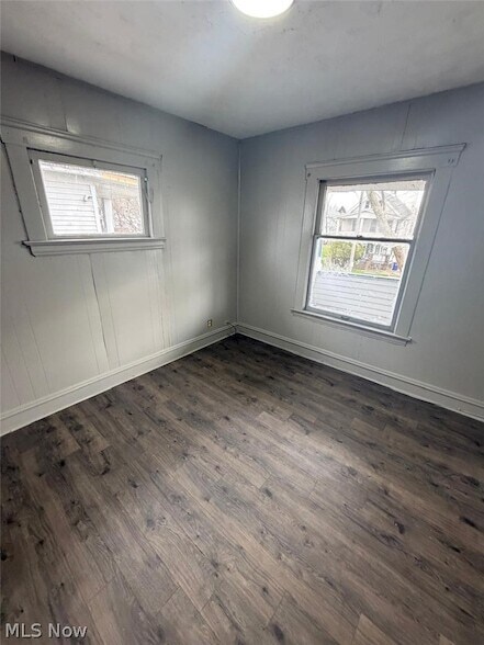 Foto del edificio - 9529 Mt Auburn Ave