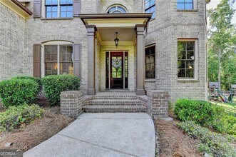 Building Photo - 11037 Estates Cir