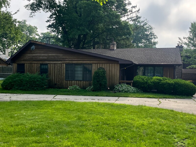 Foto principal - 203 S Wood Dale Rd