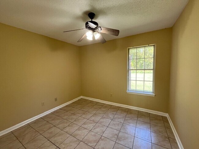 Foto del edificio - Renovated 3 Bedroom 2 Bath Home for Rent!!