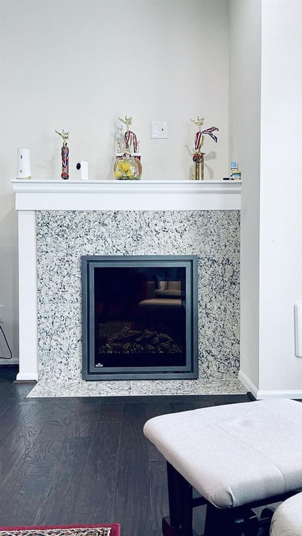 Foto del edificio - Highly sought-after townhome at Mill Creek...