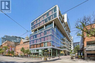 Building Photo - 560 King St W