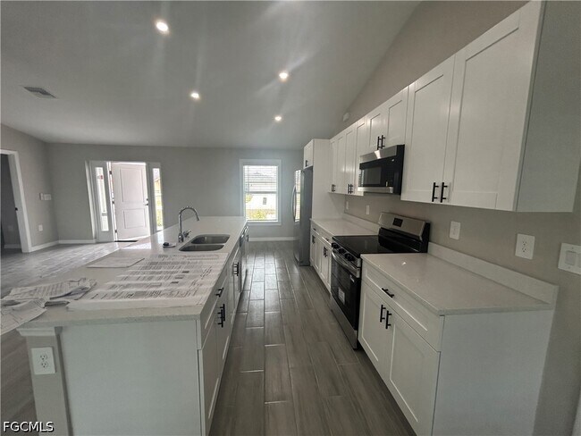 Foto del edificio - 3804 NE 9th Pl