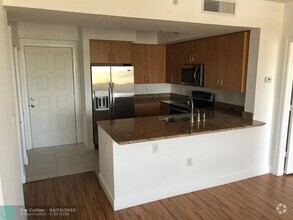 Building Photo - 1830 Radius Dr