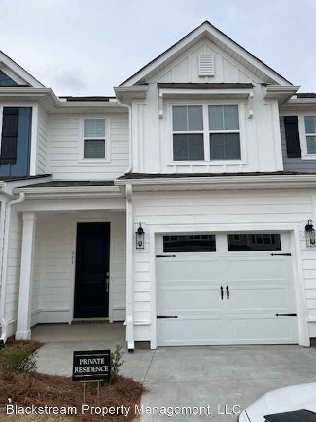 Building Photo - 3 br, 2.5 bath House - 111 Turfway Drive