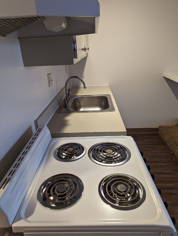 Foto del edificio - 2668 Elmwood Ave