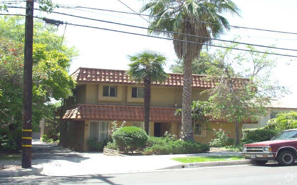 Building Photo - 74 E Sierra Madre Blvd
