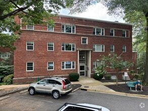 Building Photo - 1311 N Ode St