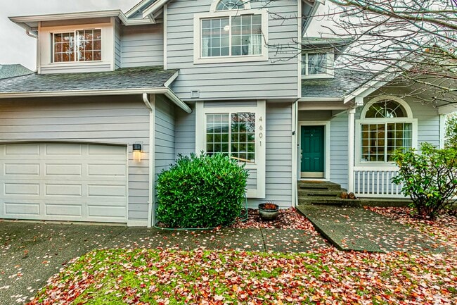 Building Photo - 4601 Nassau Ave NE