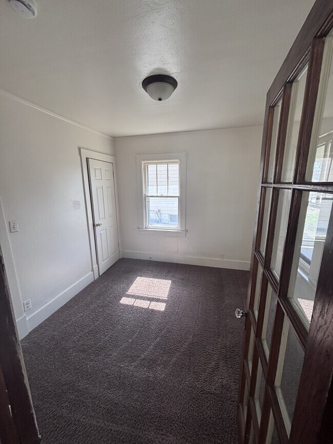 Foto del edificio - 2222 N Ellis St