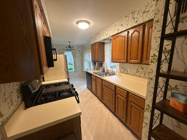 Foto del edificio - 401 Browning Ln