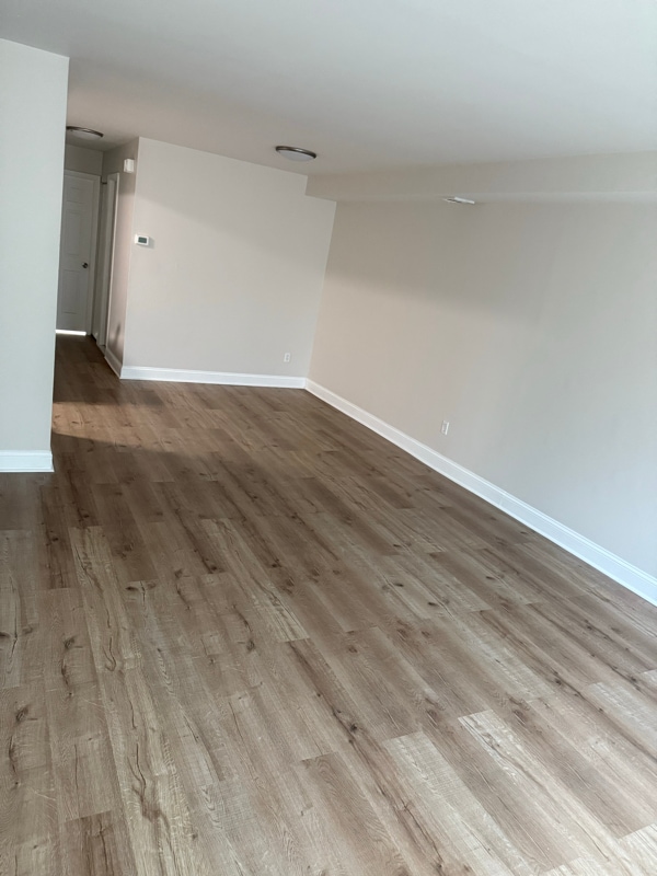 Building Photo - 2707 S 76th St