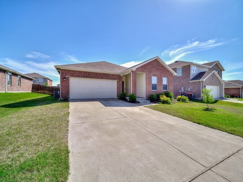 Foto principal - 813 Cherry Blossom St
