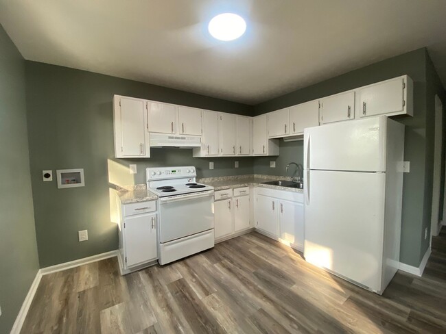 Foto del edificio - 2 Bedroom 1 Bath Apartment in Greeneville, TN