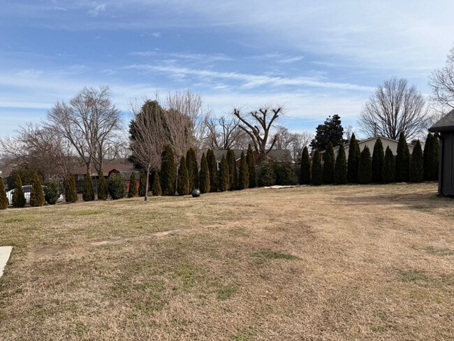 Building Photo - 2708 Cooper Ln