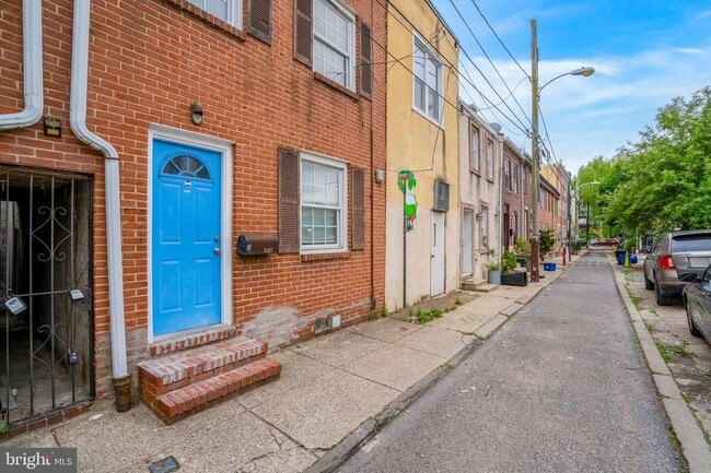 Building Photo - 1127 N Lee St