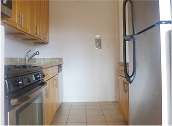 Primary Photo - 110 Riverdale Ave