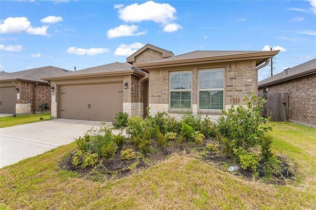 Building Photo - 7518 Highland Chase Dr