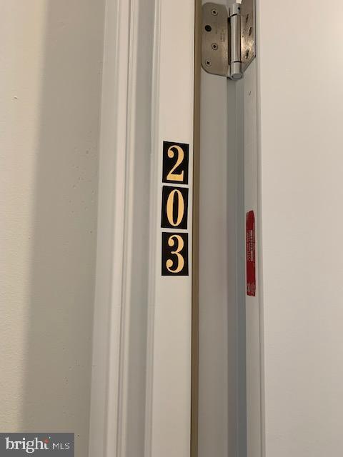 Building Photo - 6162 Ridge Ave