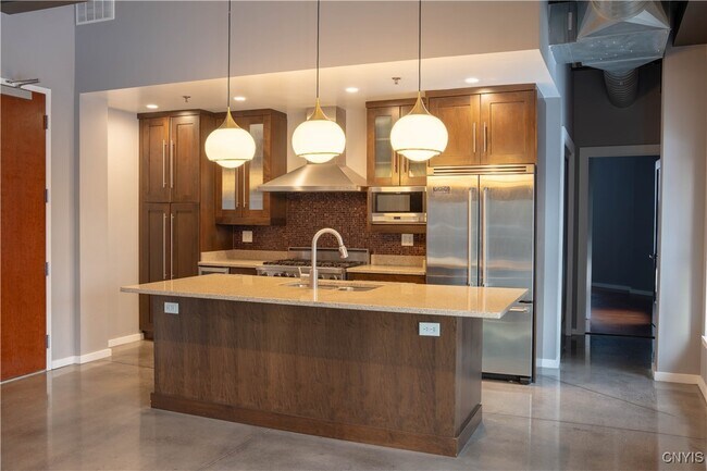 Foto del edificio - 211 W Jefferson St