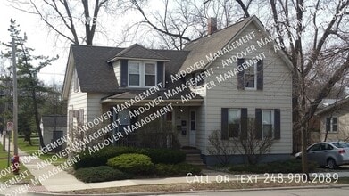 Building Photo - 301 N Washington Ave