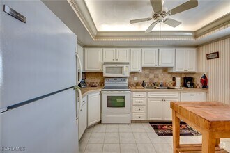 Building Photo - 8741 Lueck Ln