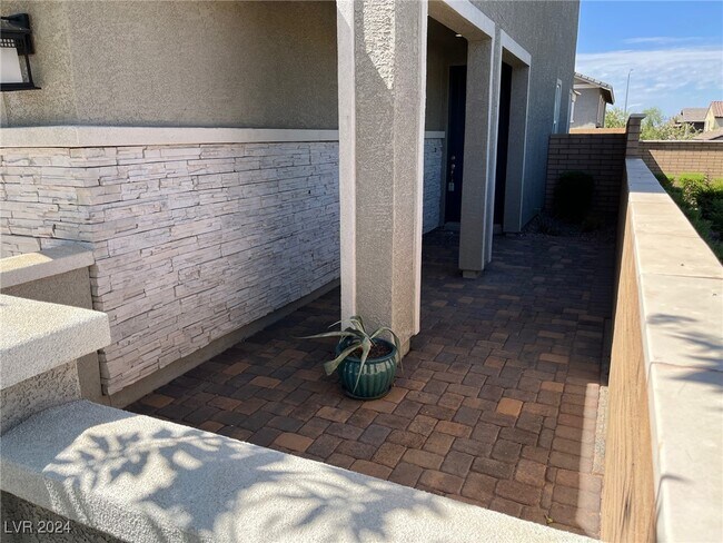 Foto del edificio - 371 Andy Wheeler Dr