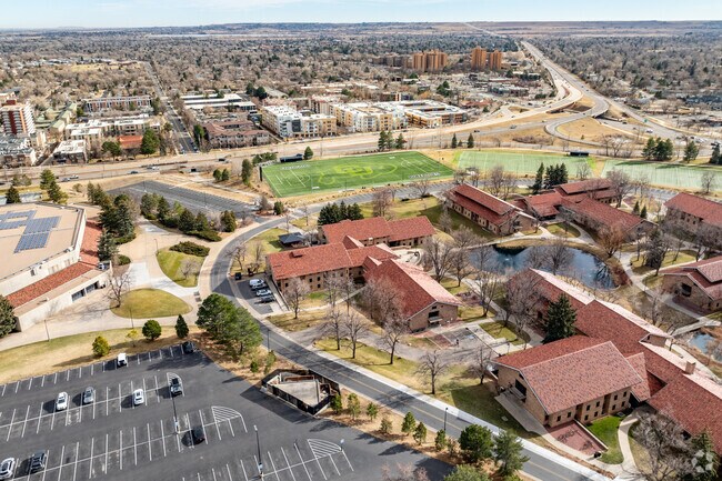 Foto aérea - Arnett Hall, University of Colorado