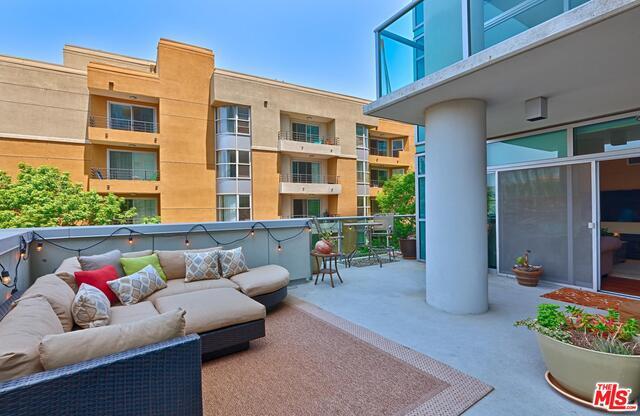 Primary Photo - 13700 Marina Pointe Dr