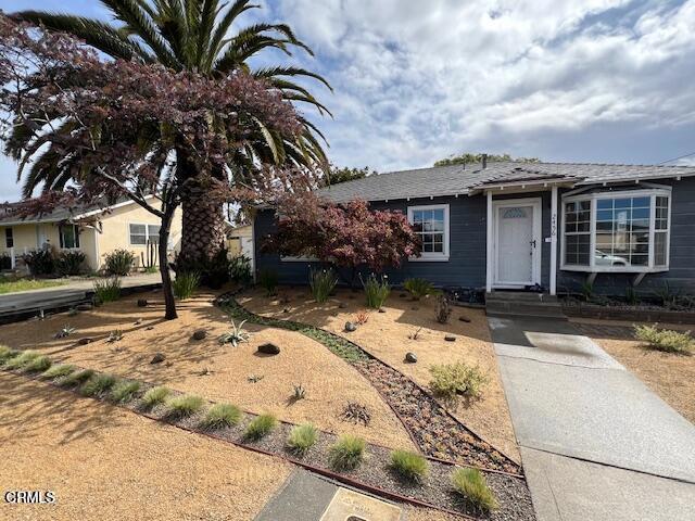 Foto principal - 2456 Katherine Ave