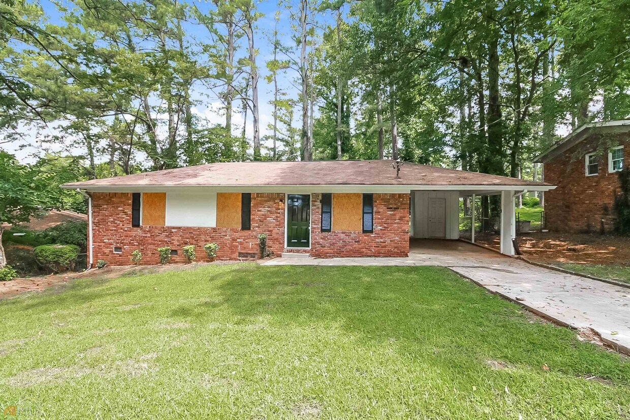 3908 Bonnie Ln SE, Atlanta, GA 30354 House Rental in Atlanta, GA