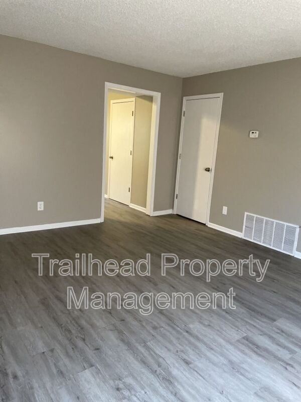 Building Photo - 219 N Garrison Ave