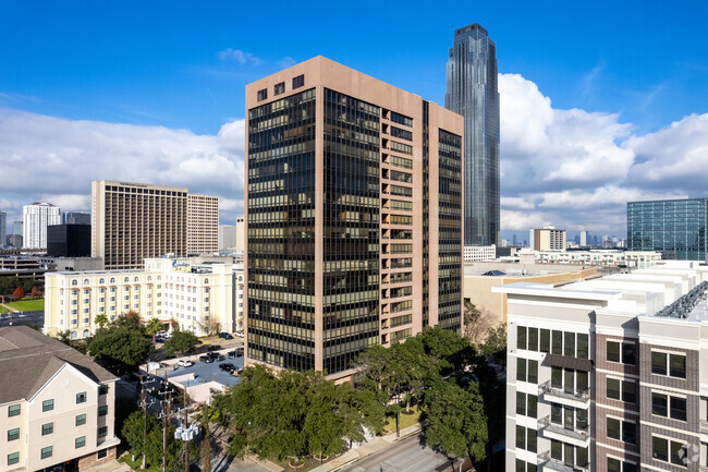 Foto del edificio - Oxford Condominium