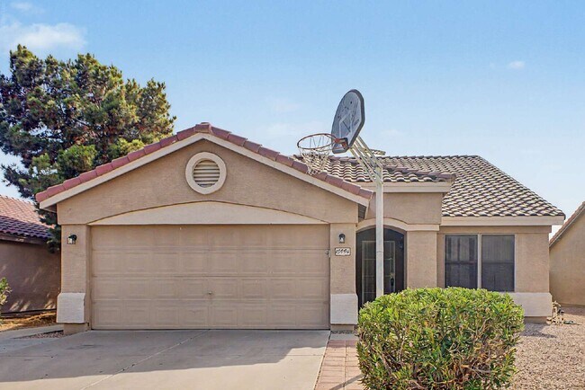 Building Photo - 15994 N 135th Dr