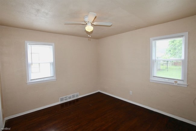Building Photo - 3 br, 1 bath House - 29581 Quinkert St
