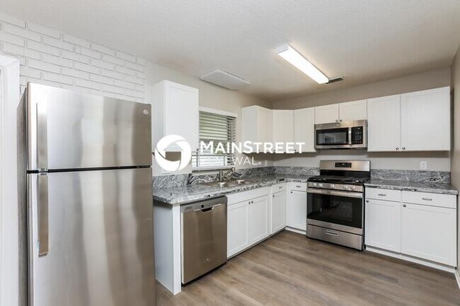 Foto del edificio - 3 Bedroom Pet-Friendly Home in Orlando, FL...