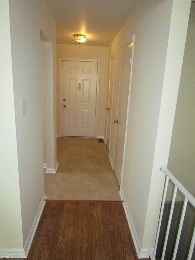 Foto del edificio - 2 br, 1.5 bath Townhome - 11118 Cedarwood Dr