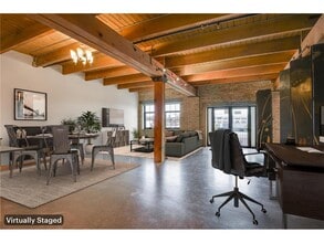 Building Photo - 404 N Washington Ave