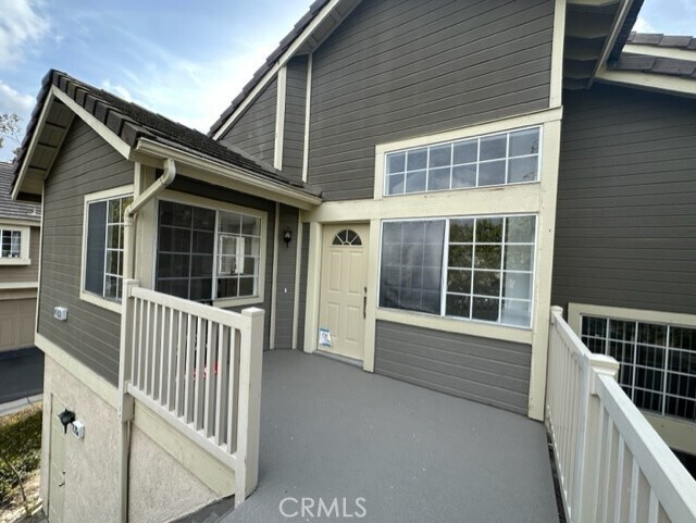 Building Photo - 20745 E Crest Ln