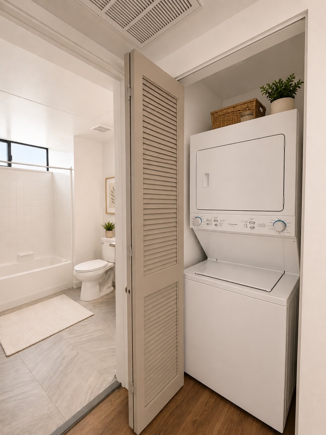 Interior Photo - The Arden