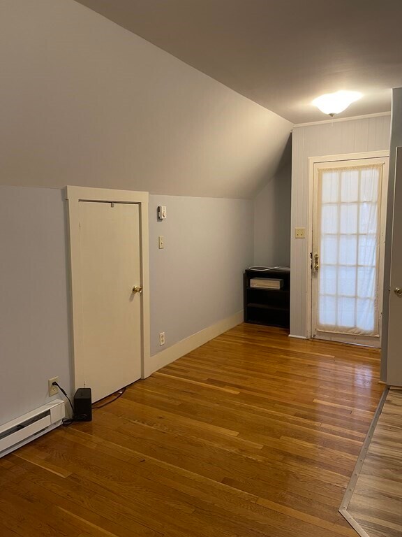 Foto del edificio - 6 Oakdale St