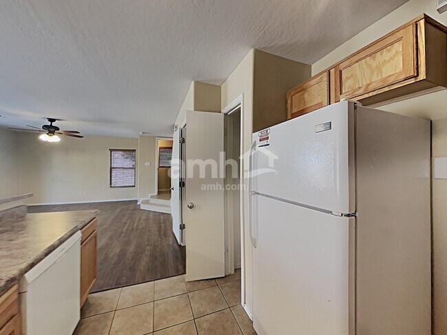 Foto del edificio - 22312 W La Pasada Blvd