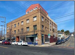 Building Photo - 3524 Foothill Blvd