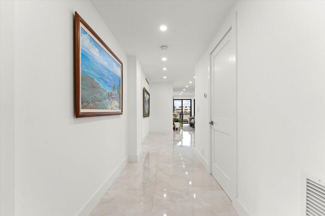 Building Photo - 800 Andrews Ave