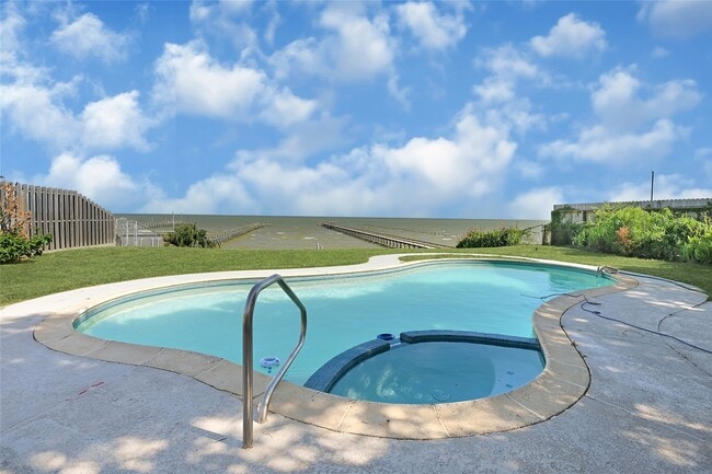 Building Photo - 8010 Ocean Dr