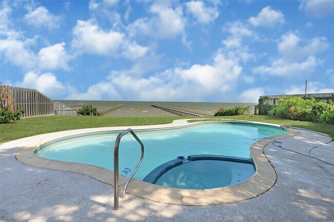 Foto del edificio - 8010 Ocean Dr