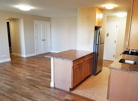 Foto principal - 1655 Undercliff Ave