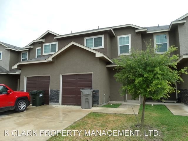 Building Photo - 3 br, 2.5 bath House - 16824 DANCING AVA #2