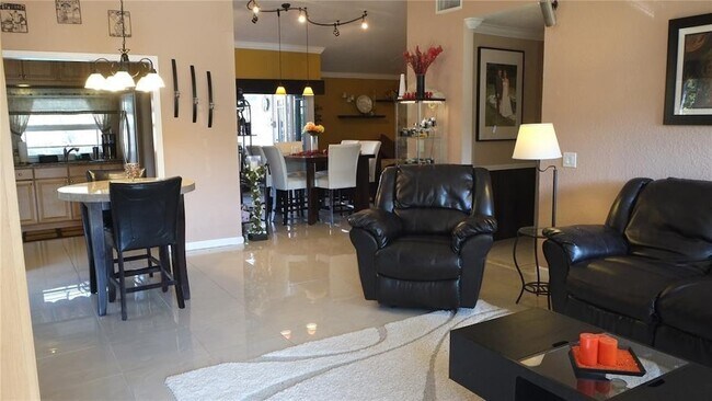 Foto del edificio - 531 SW 167th Terrace