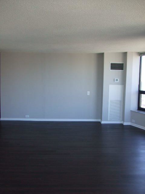 Foto del edificio - 170 N Harbor Dr